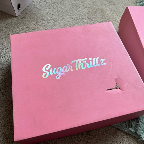 Dollskill sugar thrillz platform heart sneakers - Picture 6 of 6